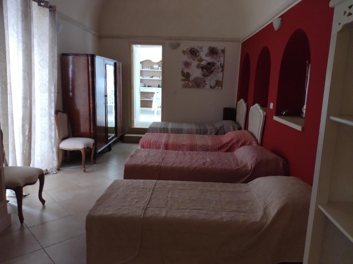 Palazzo Costantini Bed & Breakfast San Donato di Lecce Екстериор снимка