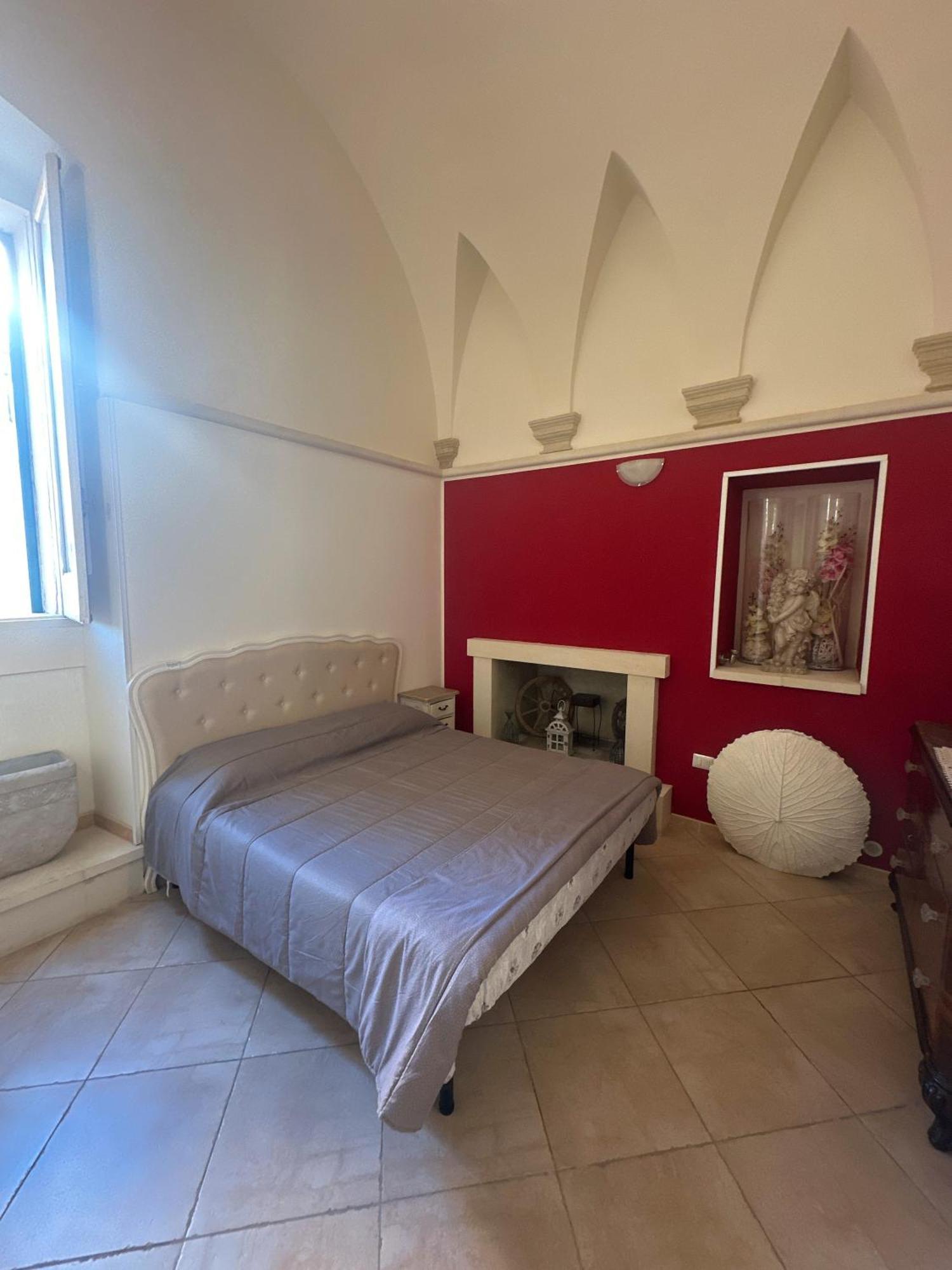Palazzo Costantini Bed & Breakfast San Donato di Lecce Екстериор снимка