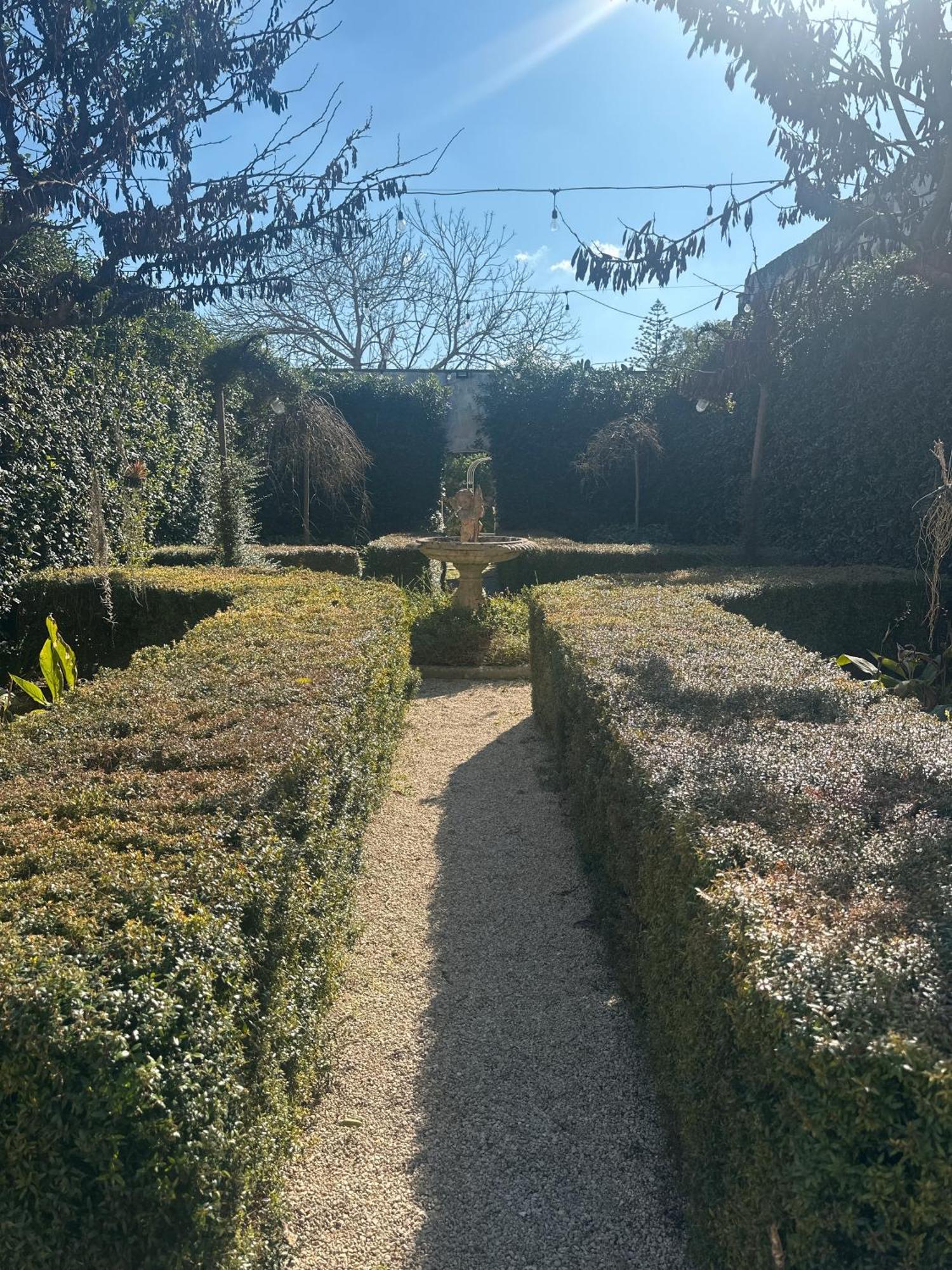 Palazzo Costantini Bed & Breakfast San Donato di Lecce Екстериор снимка